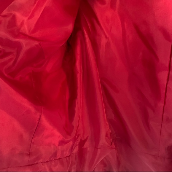 Sag Harbor Suit Crop Jacket- (Size 14) Red, Ladies, Collar and Zipper Front - Picture 7 of 10